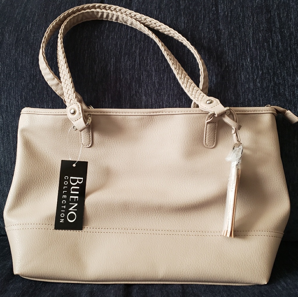 NWT Bueno Collection Purse